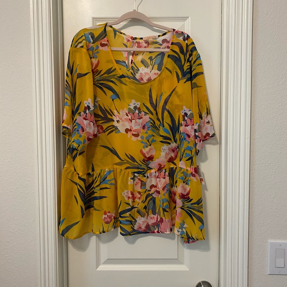NWT Gibson Top